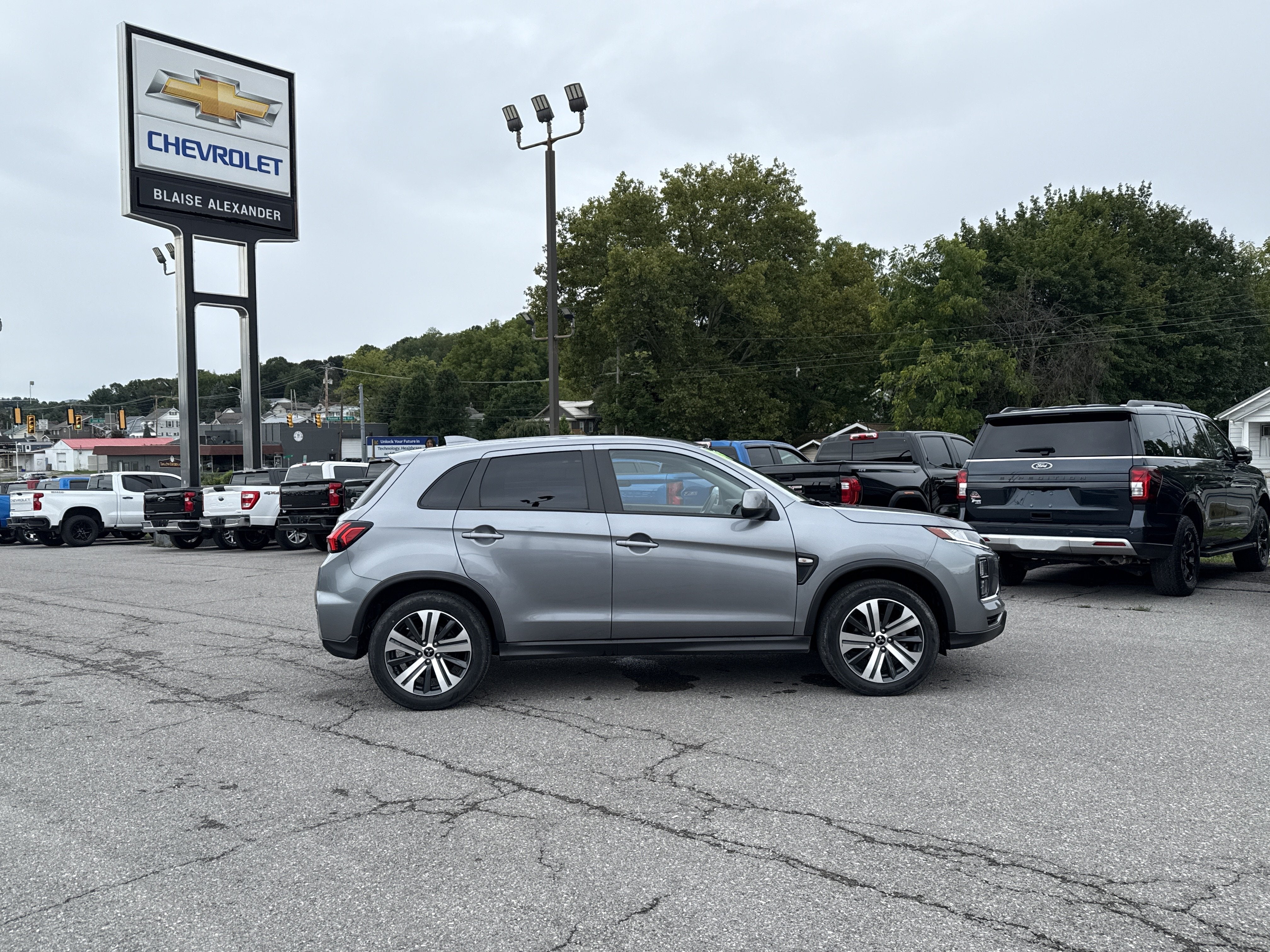 2024 Mitsubishi Outlander Sport 2.0 ES