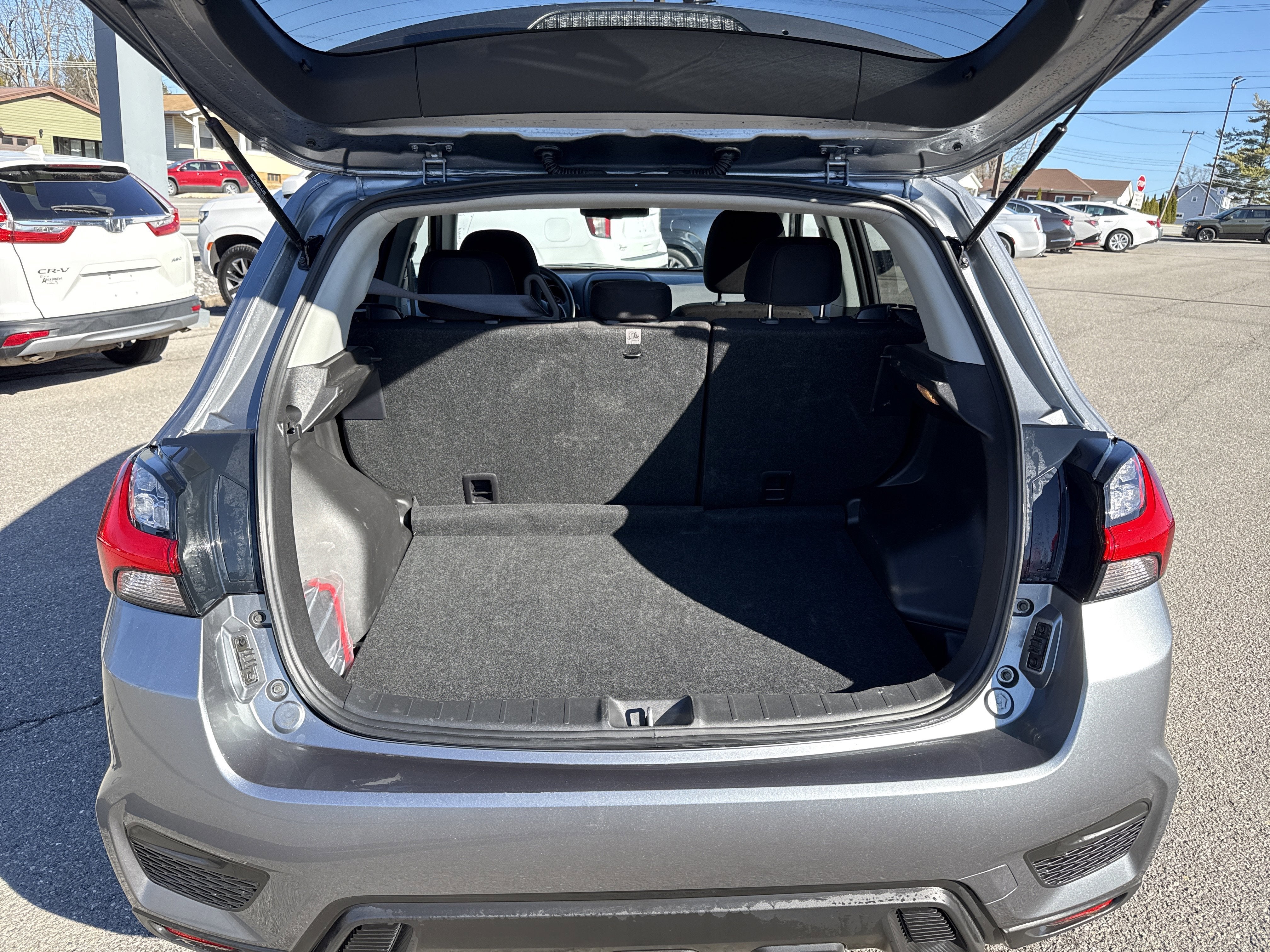 2025 Mitsubishi Outlander Sport ES