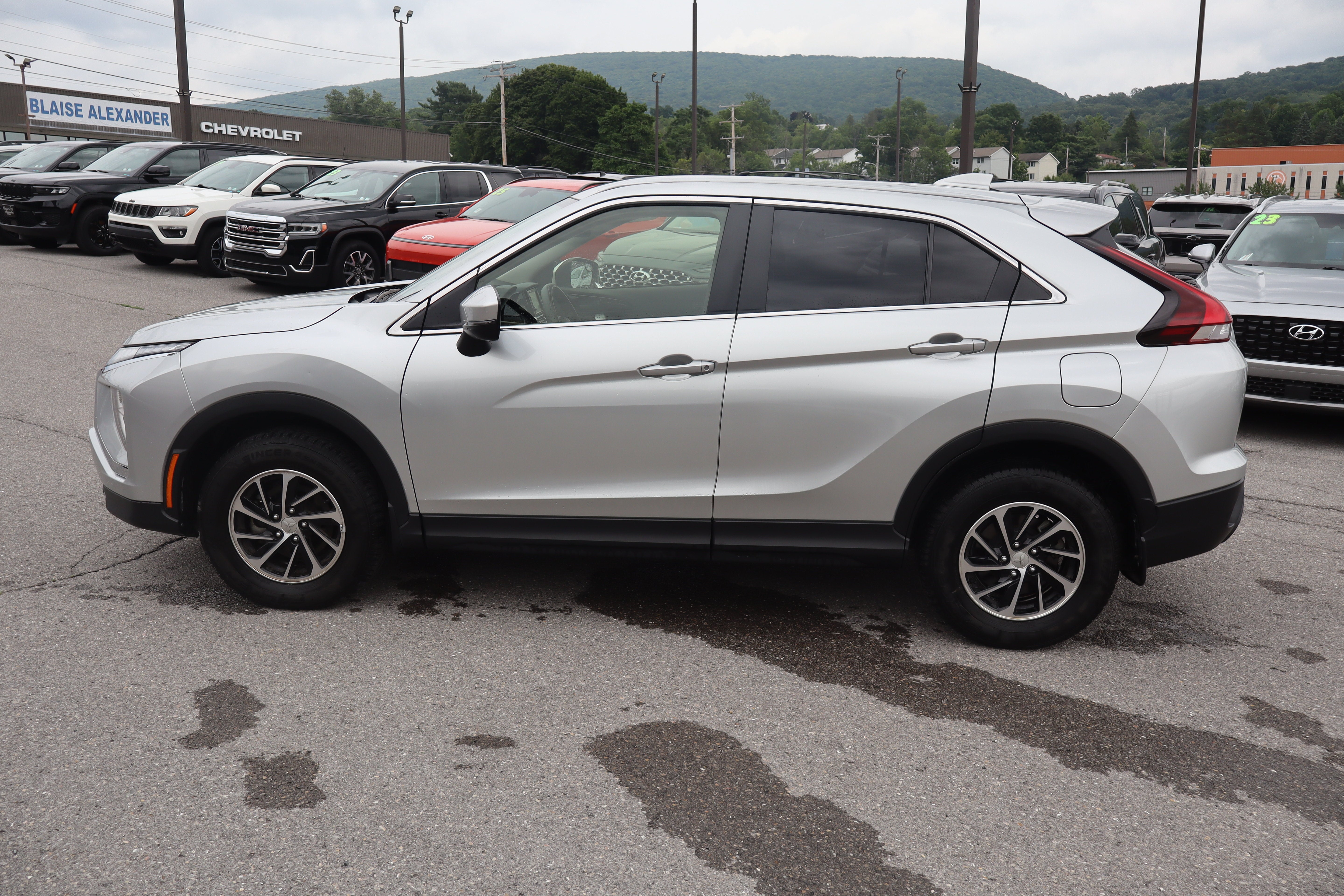 2024 Mitsubishi Eclipse Cross ES
