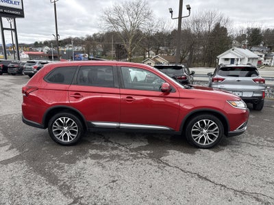 2017 Mitsubishi Outlander SE