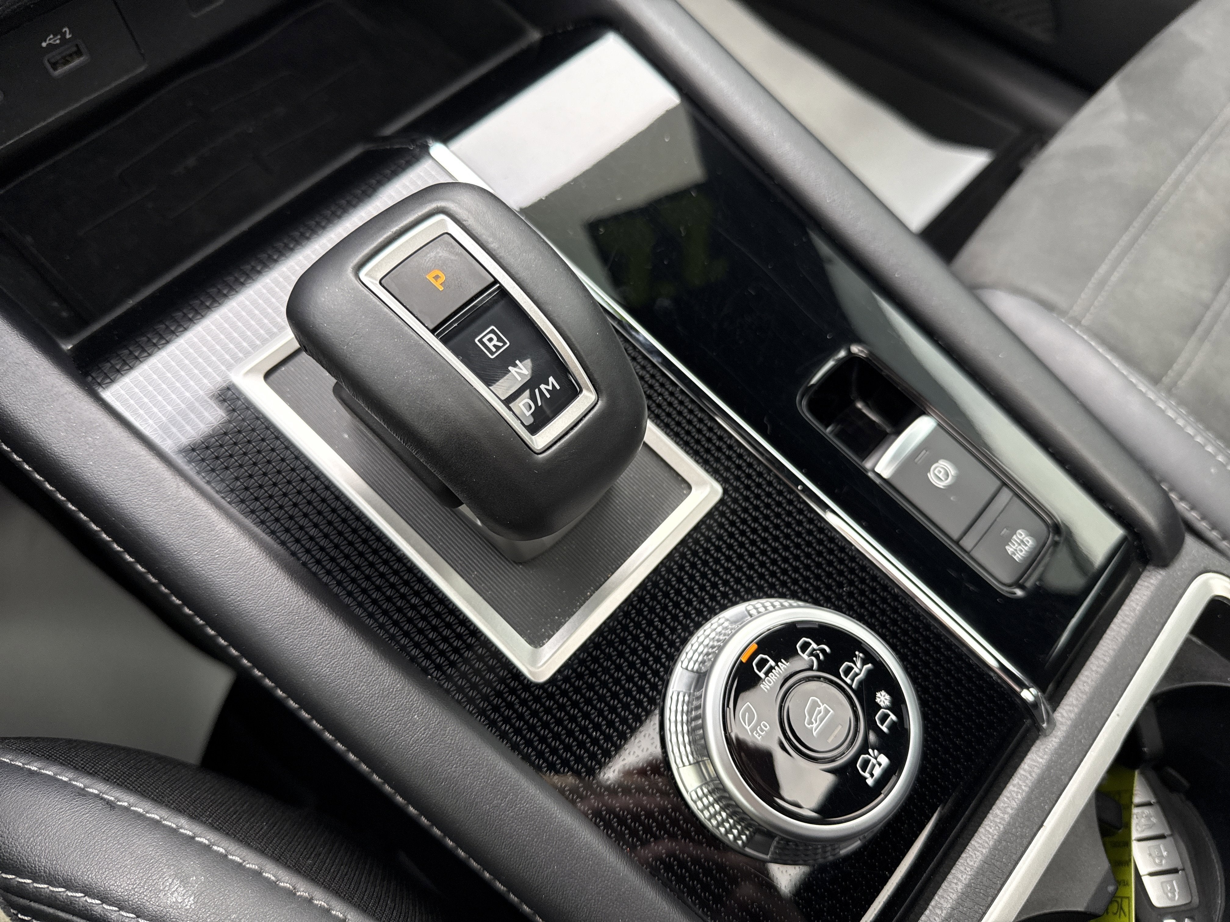 2022 Mitsubishi Outlander Black Edition