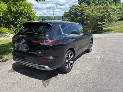 2025 Mitsubishi Outlander SE