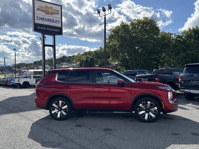 2025 Mitsubishi Outlander SE