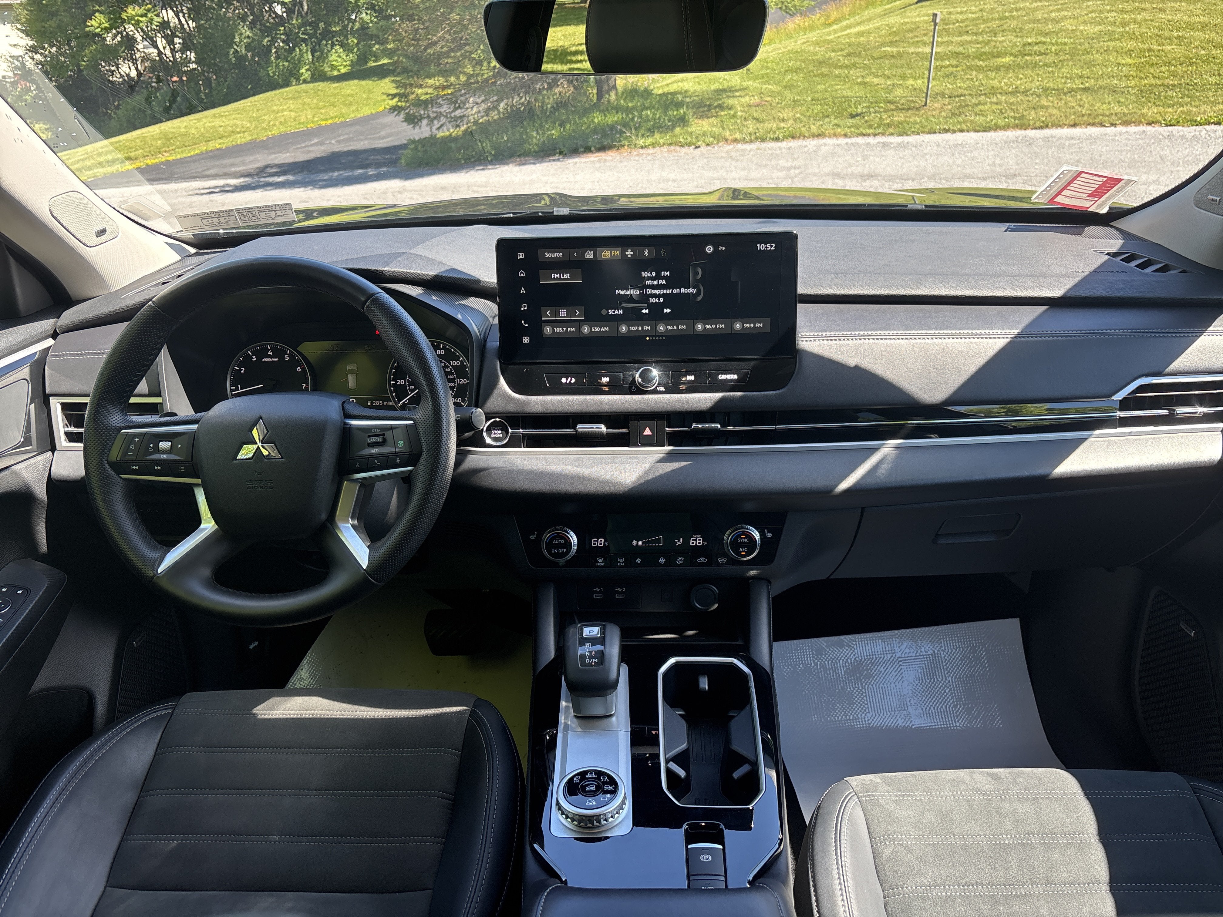 2025 Mitsubishi Outlander SE