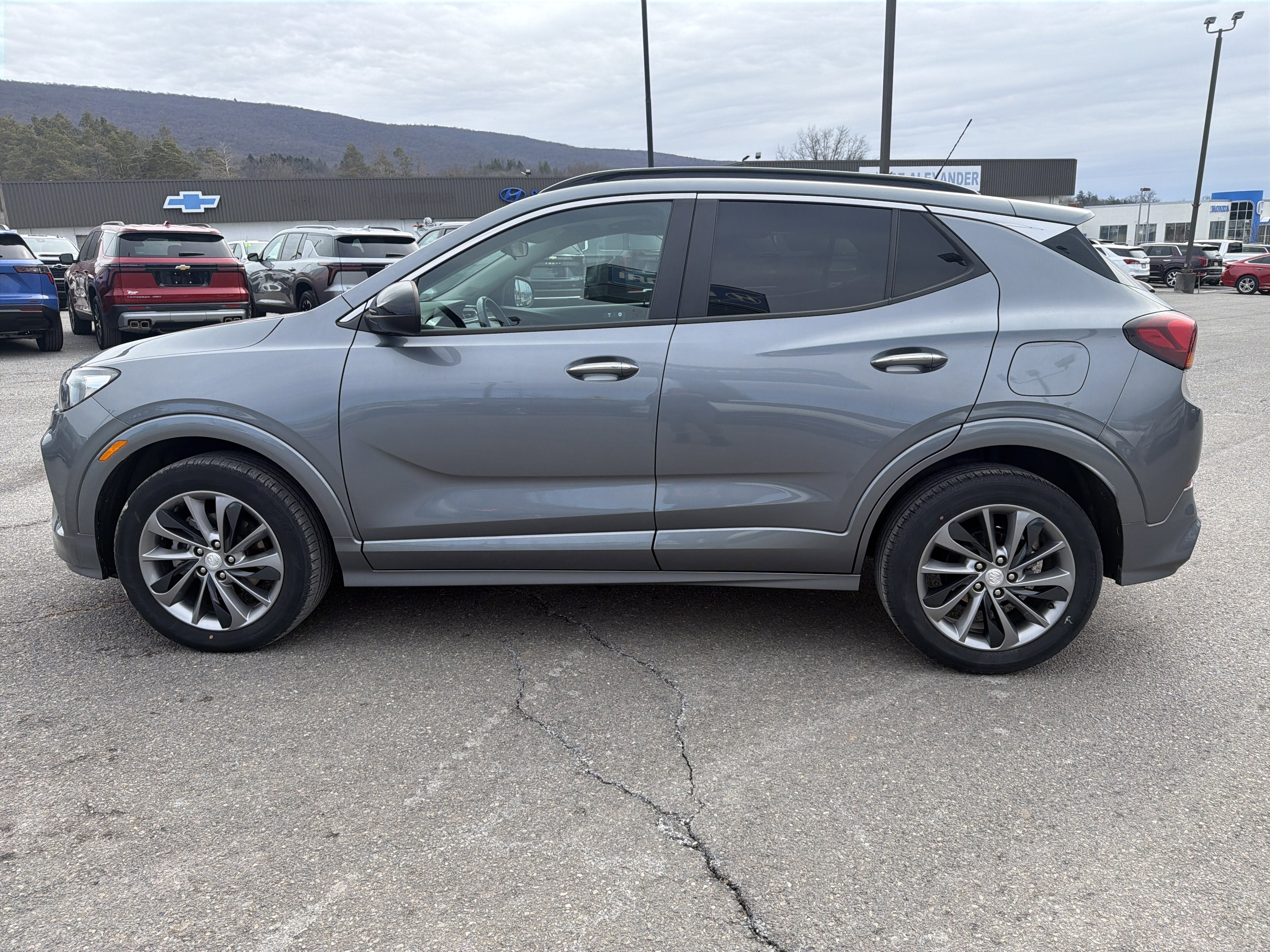 2020 Buick Encore GX Select
