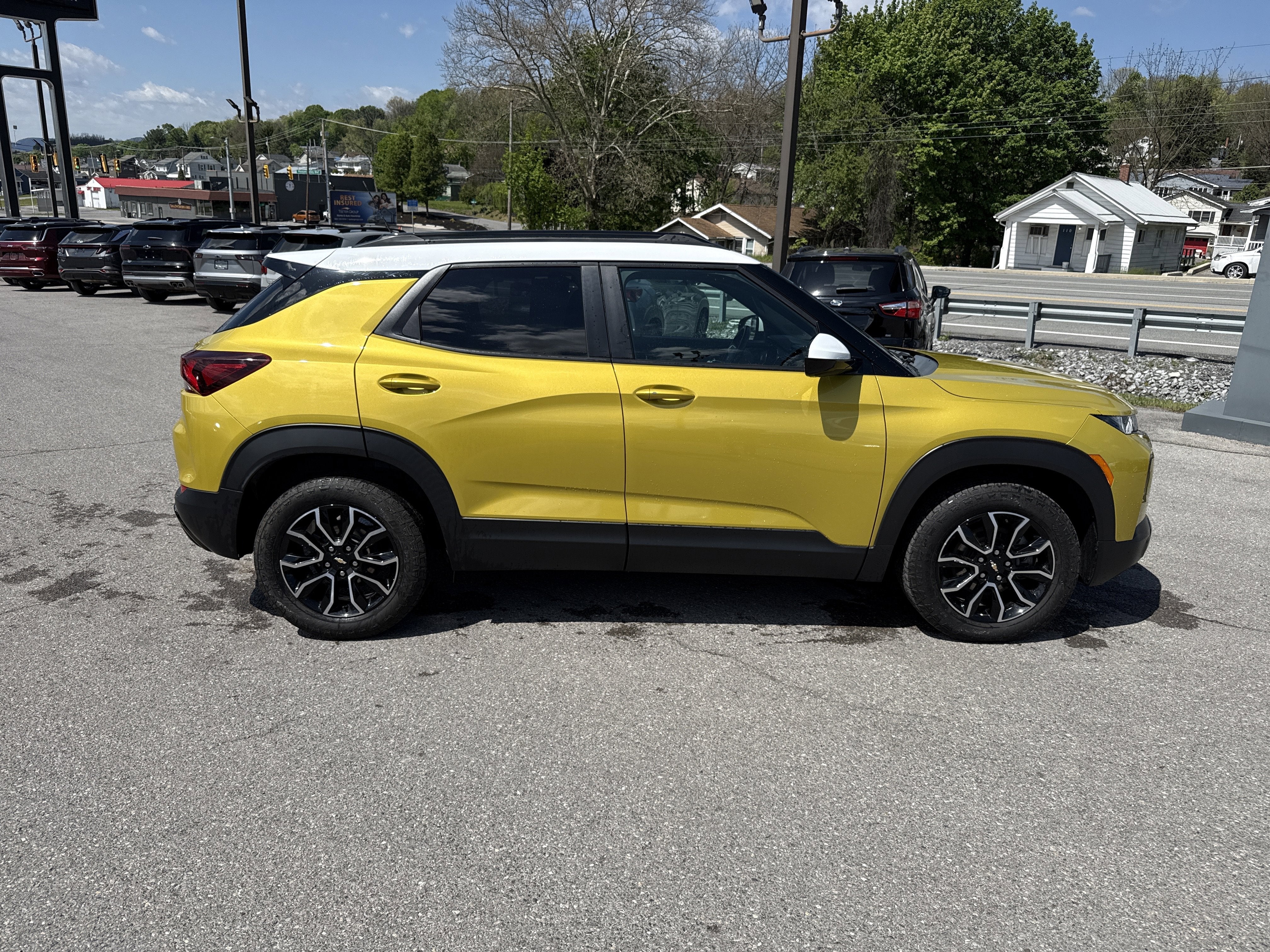 2023 Chevrolet TrailBlazer Activ - Photo 2