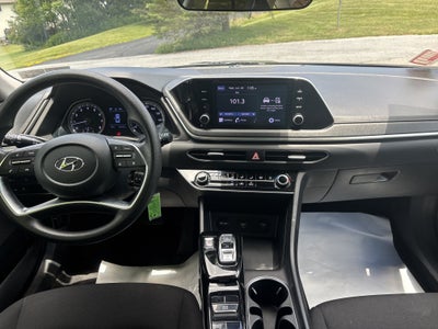 2022 Hyundai Sonata SE