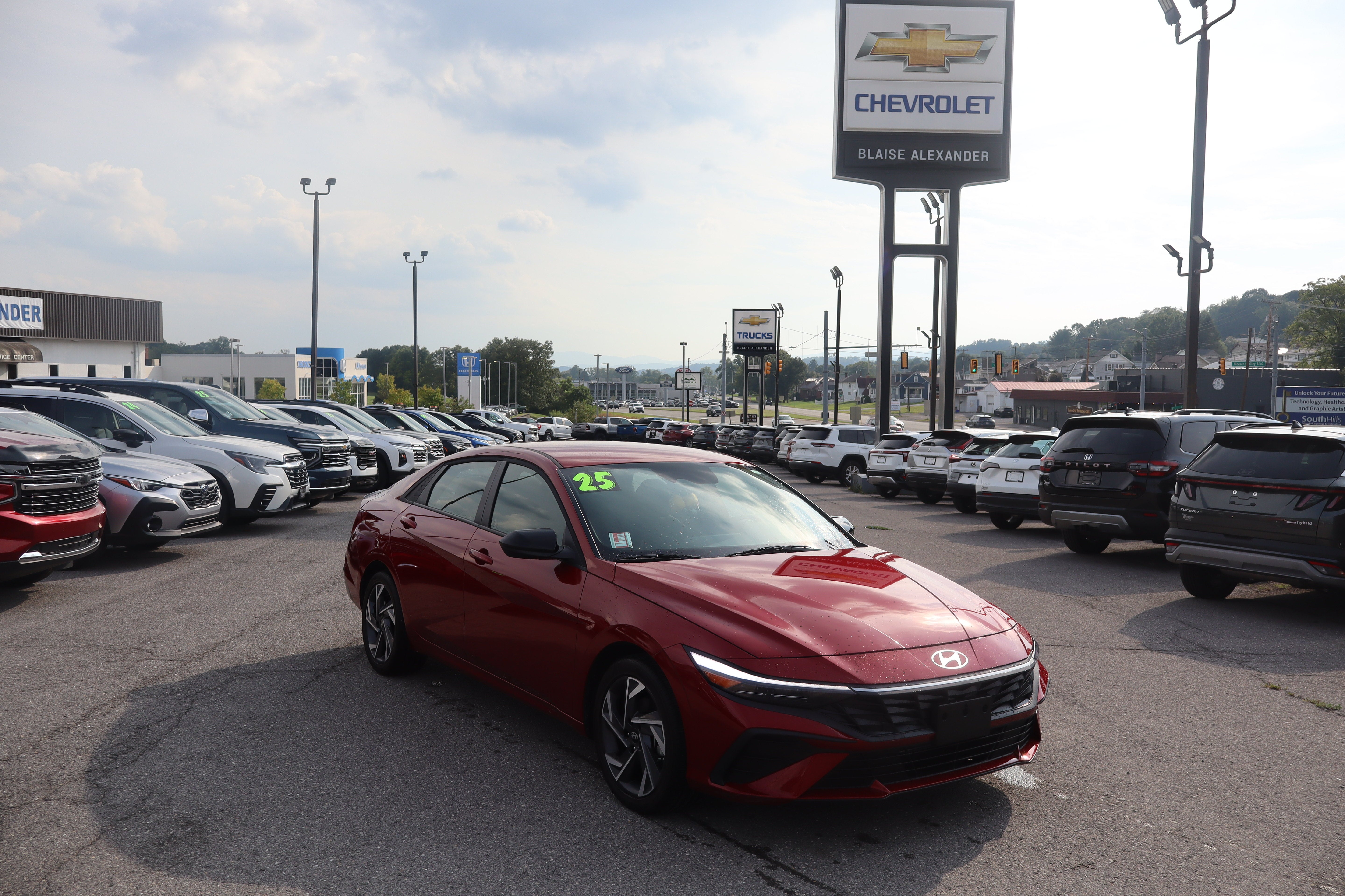 2025 Hyundai Elantra SEL Sport