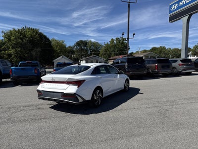 2025 Hyundai Elantra SEL Convenience