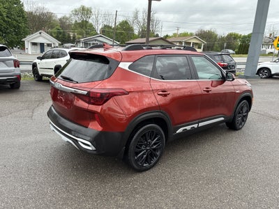 2022 Kia Seltos Nightfall