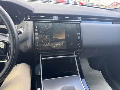 2024 Land Rover Range Rover Velar Dynamic SE
