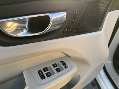 2021 Volvo XC60 Inscription