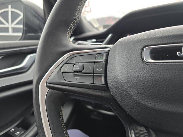 2025 Jeep Grand Cherokee Altitude 4x4