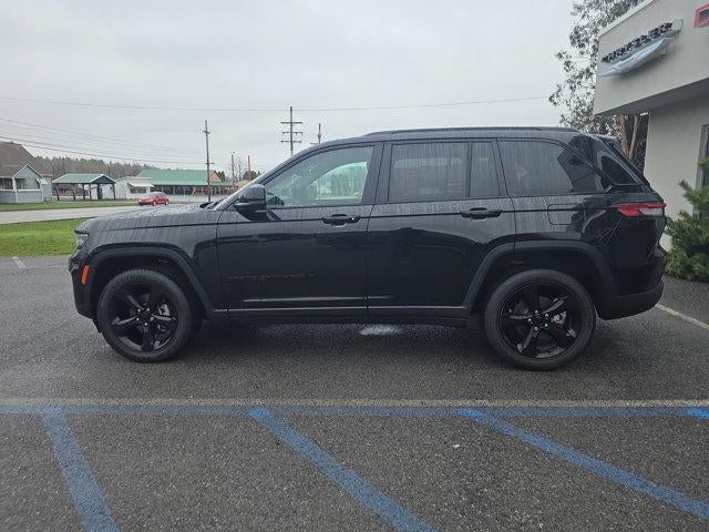 2023 Jeep Grand Cherokee Altitude X 4x4