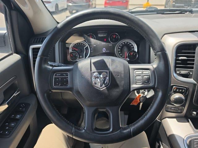 2017 RAM 1500 Lone Star 4x4 Crew Cab 5'7" Box