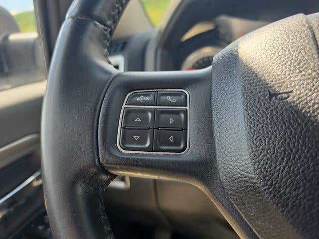 2017 RAM 1500 Lone Star 4x4 Crew Cab 5'7" Box