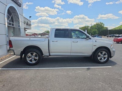 2017 RAM 1500 Lone Star 4x4 Crew Cab 5'7" Box