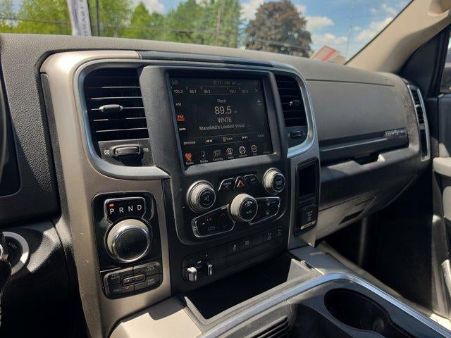 2017 RAM 1500 Lone Star 4x4 Crew Cab 5'7" Box