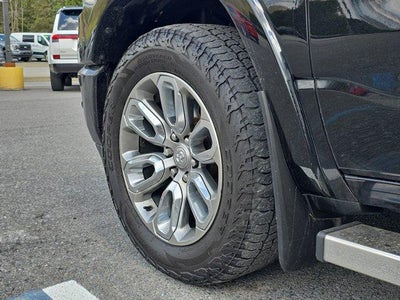 2021 RAM 1500 Laramie 4x4 Crew Cab 5'7" Box