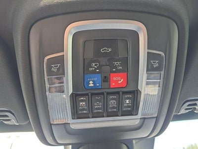 2021 RAM 1500 Laramie 4x4 Crew Cab 5'7" Box