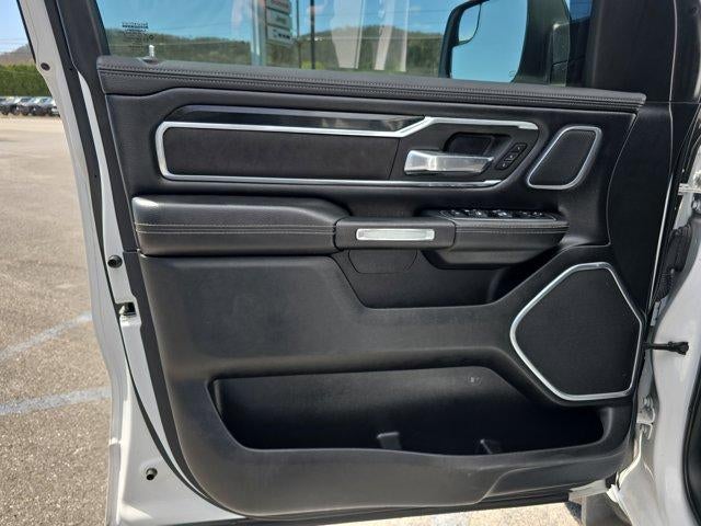 2021 RAM 1500 Laramie 4x4 Crew Cab 5'7" Box