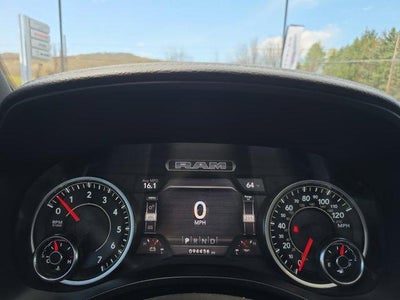 2021 RAM 1500 Laramie 4x4 Crew Cab 5'7" Box