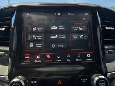 2021 RAM 1500 Laramie 4x4 Crew Cab 5'7" Box