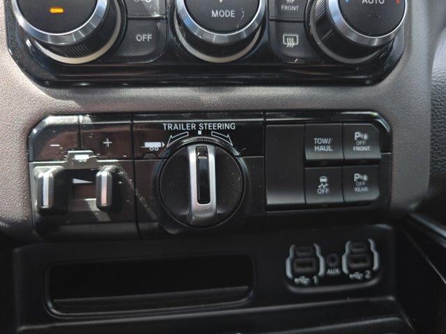 2021 RAM 1500 Laramie 4x4 Crew Cab 5'7" Box