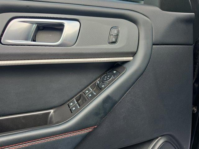 2025 Ford Explorer ST-Line 4WD