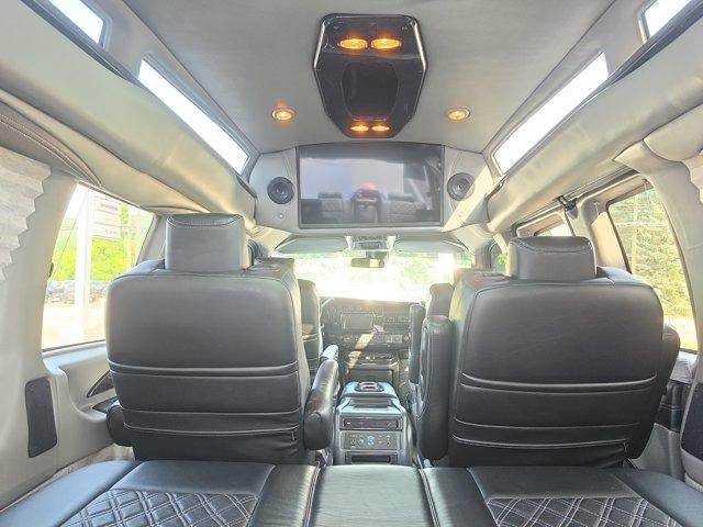 2021 Chevrolet Express Passenger 2500 Regular Wheelbase Rear-Wheel Drive 1LS