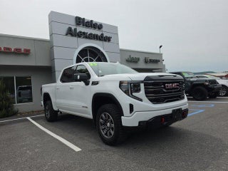 2025 GMC Sierra 1500 Crew Cab Short Box 4-Wheel Drive AT4