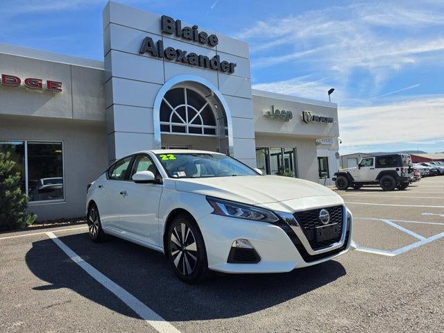 2022 Nissan Altima 2.5 SV Sedan