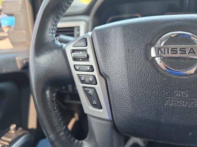 2017 Nissan Titan 4x4 Crew Cab SL