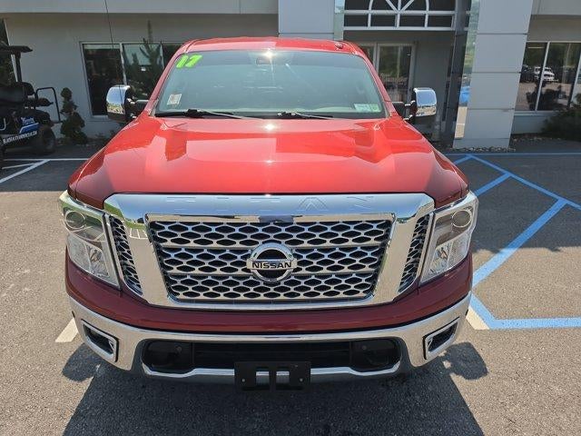 2017 Nissan Titan 4x4 Crew Cab SL