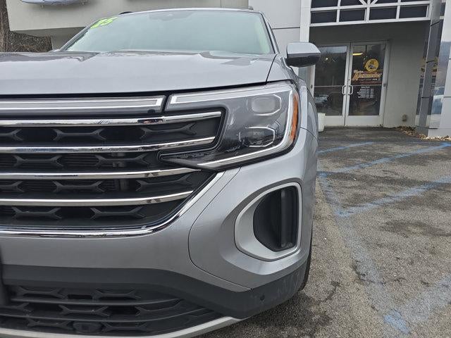 2025 Volkswagen Atlas 2.0T SE w/Technology 4MOTION