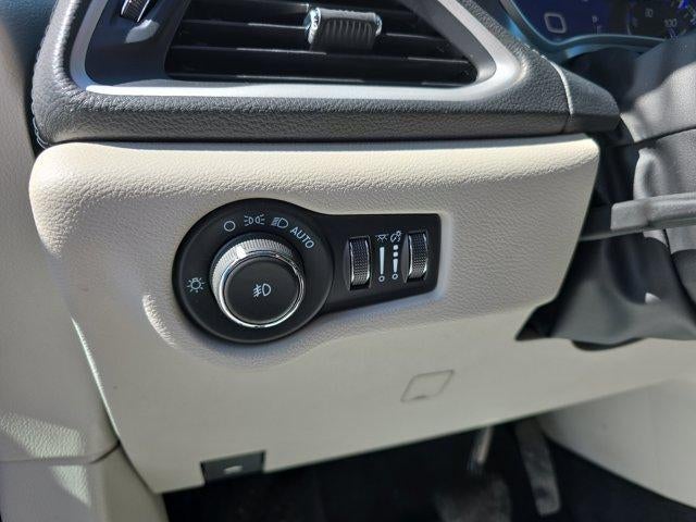 2022 Chrysler Pacifica Touring L AWD