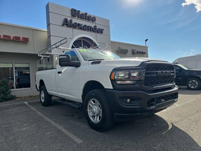 2024 RAM 3500 Tradesman 4x4 Reg Cab 8' Box