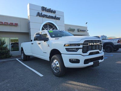 2025 RAM 3500 Big Horn 4x4 Crew Cab 8' Box