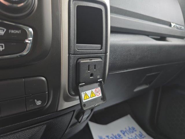 2018 RAM 2500 Big Horn 4x4 Crew Cab 6'4" Box