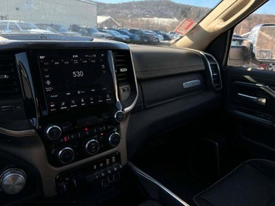2019 RAM 2500 Laramie 4x4 Crew Cab 6'4" Box