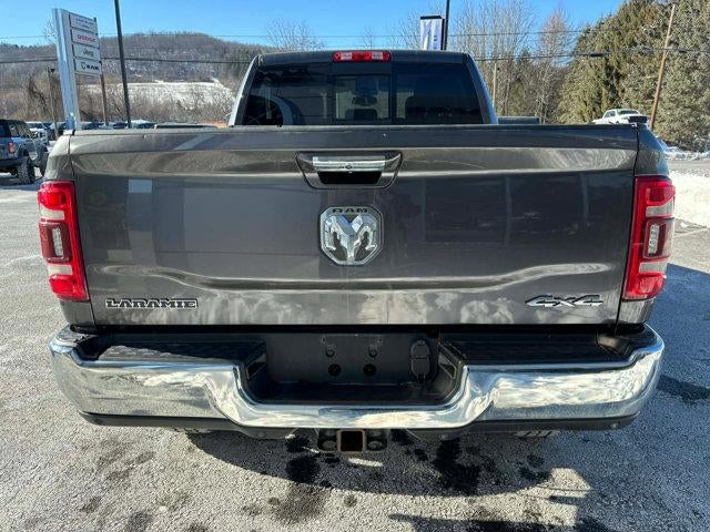 2019 RAM 2500 Laramie 4x4 Crew Cab 6'4" Box