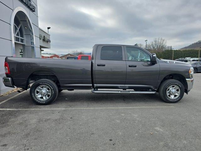2024 RAM 2500 Tradesman 4x4 Crew Cab 8' Box