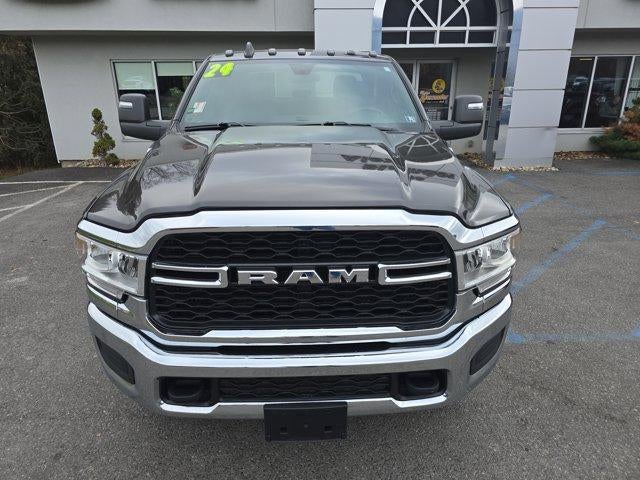 2024 RAM 2500 Tradesman 4x4 Crew Cab 8' Box