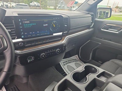 2023 Chevrolet Silverado 1500 Crew Cab Short Box 4-Wheel Drive LT 2FL