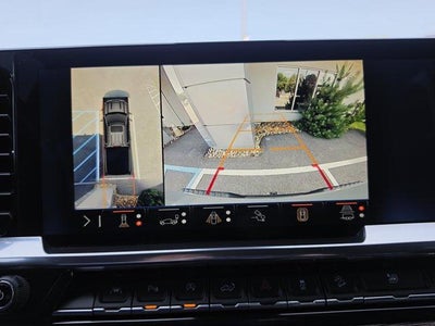 2024 Chevrolet Silverado 1500 Crew Cab Short Box 4-Wheel Drive LT Trail Boss