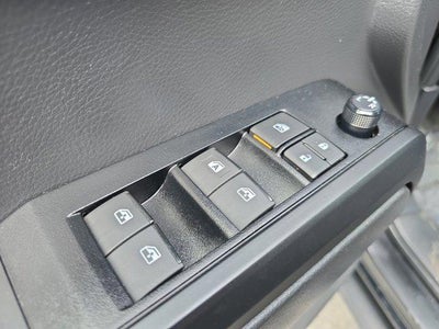 2023 Toyota Tacoma 4WD 4WD SR Double Cab 5' Bed V6 AT (GS)