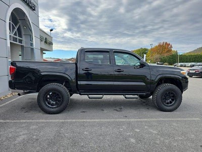 2023 Toyota Tacoma 4WD 4WD SR Double Cab 5' Bed V6 AT (GS)