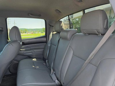 2014 Toyota Tacoma 4WD Double Cab Short Bed V6 Automatic (Natl)
