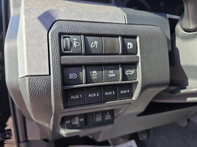 2025 Toyota Tacoma 4WD 4WD Trailhunter Hybrid Double Cab 5' Bed AT (Natl)