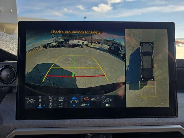 2025 Toyota Tacoma 4WD 4WD Trailhunter Hybrid Double Cab 5' Bed AT (Natl)